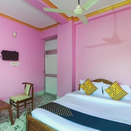 Spot On 65043 Hotel Kalinga Palace Kendrapara Exterior photo